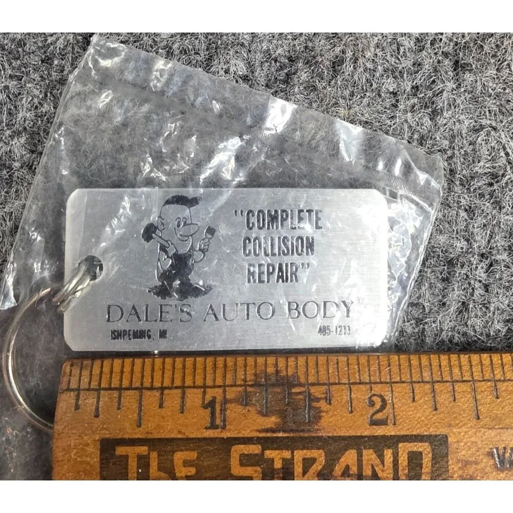 Dales Auto Body Aluminum Keychain Tag